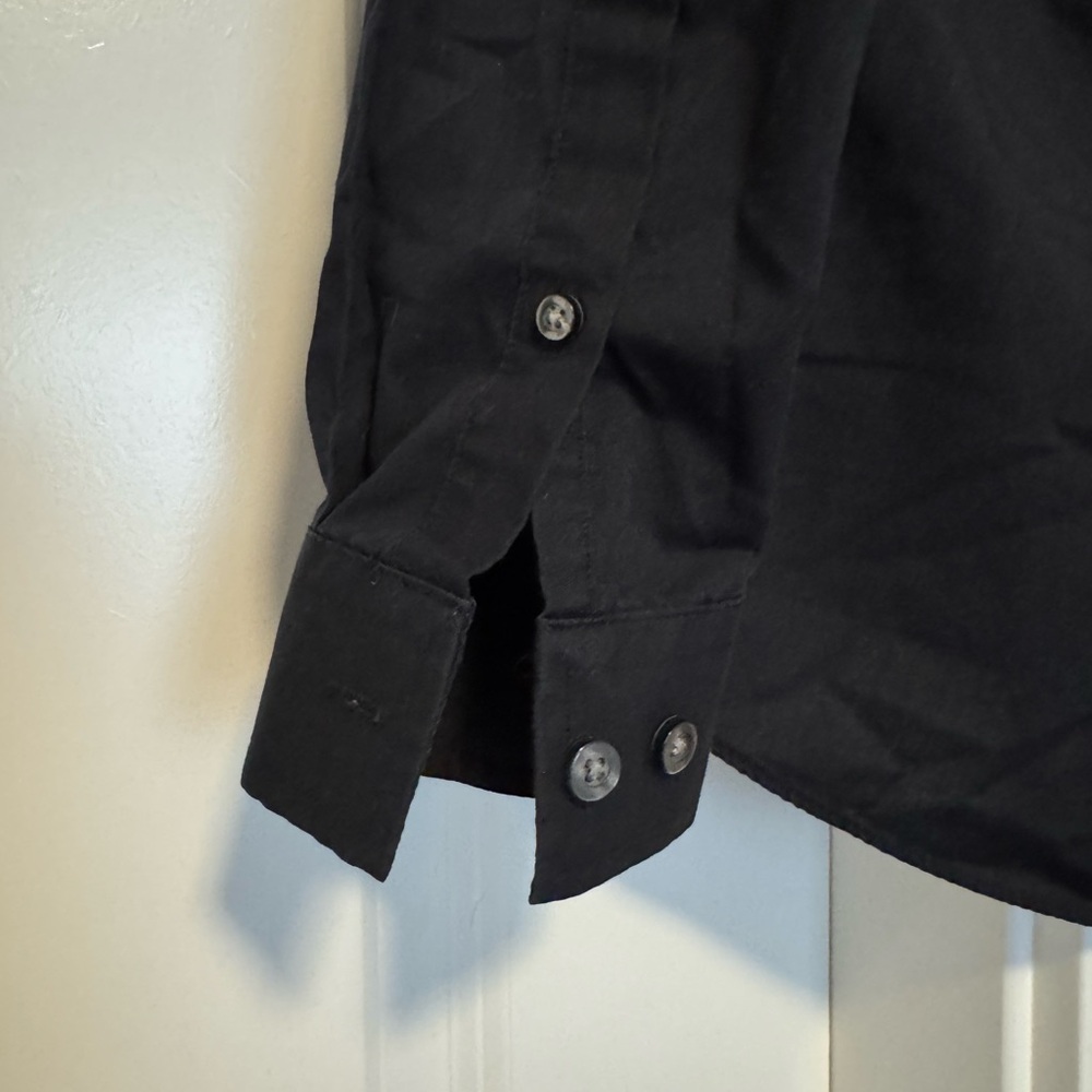 Men's Black Button-Up - Picture 4 of 5